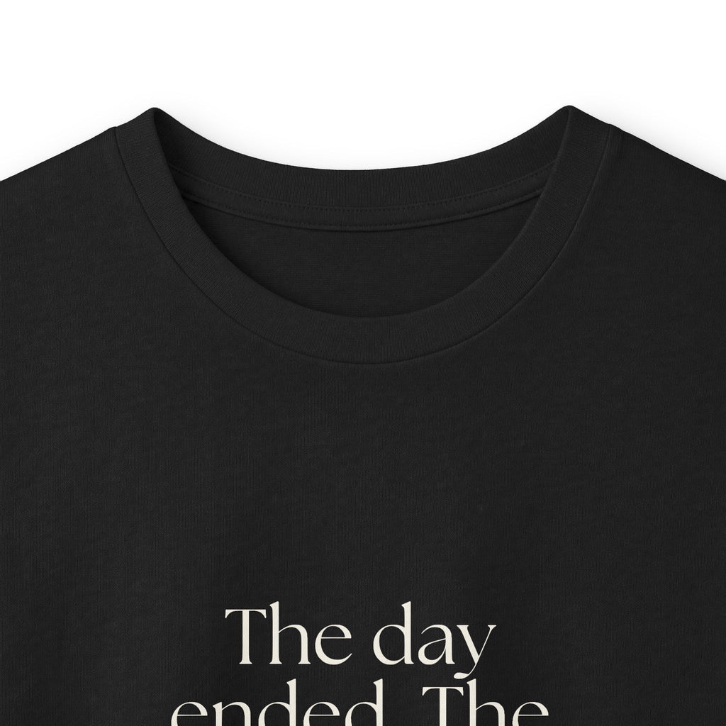 The day ended. The thinking did not - Long Sleeve Shirt - For Overthinkers