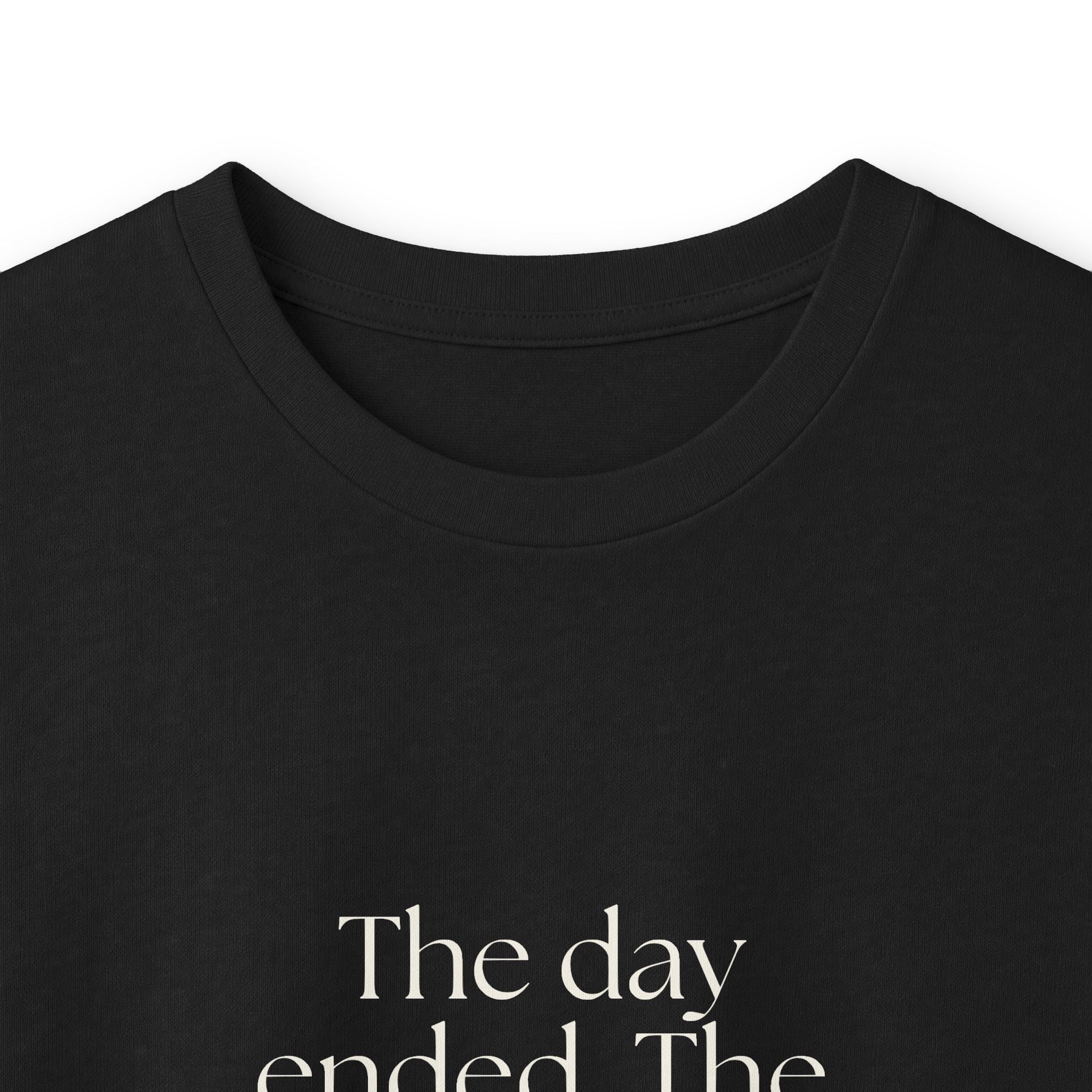 The day ended. The thinking did not - Long Sleeve Shirt - For Overthinkers