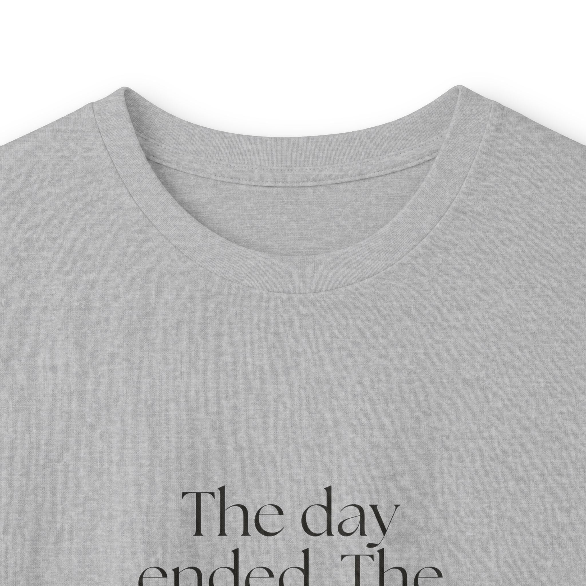 The day ended. The thinking did not - Long Sleeve Shirt - For Overthinkers