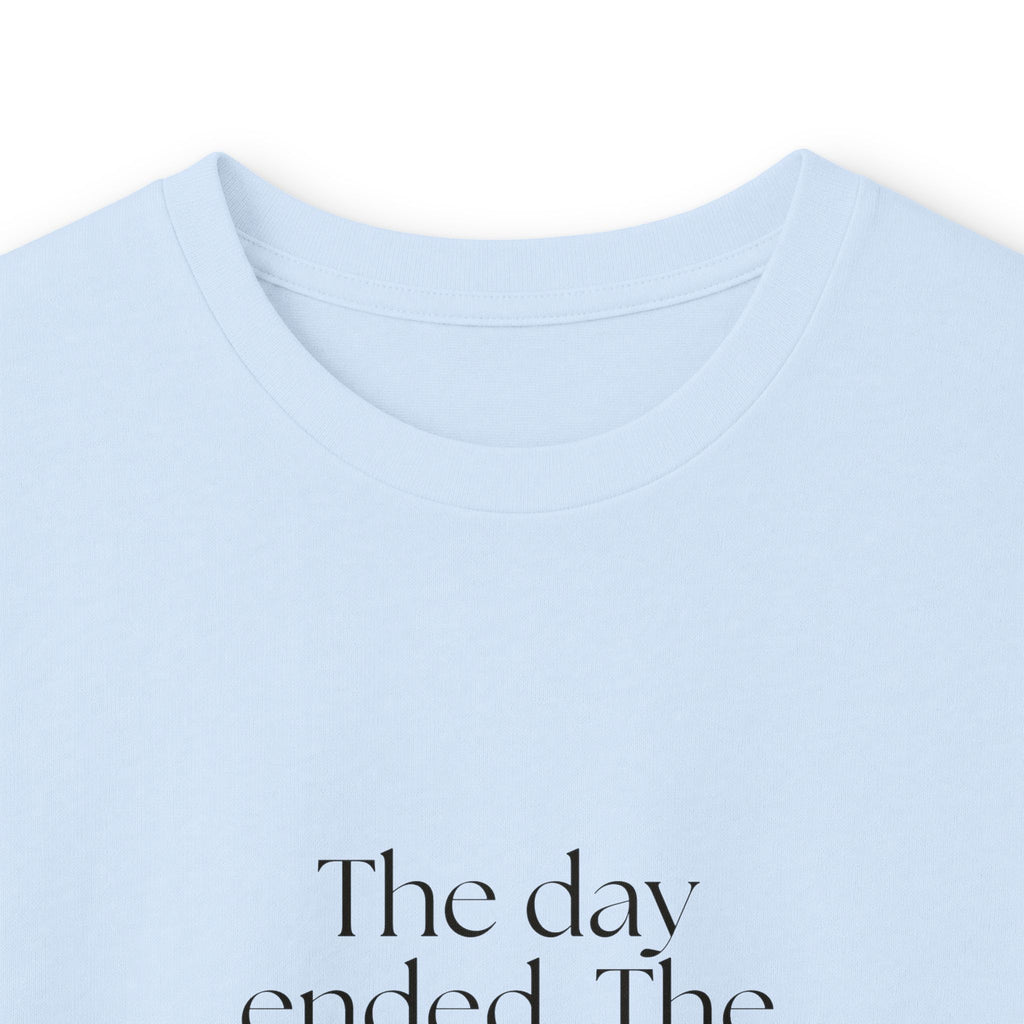 The day ended. The thinking did not - Long Sleeve Shirt - For Overthinkers