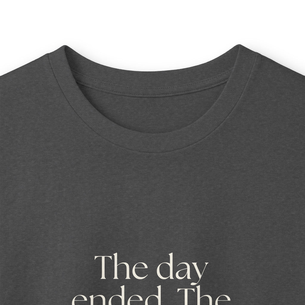 The day ended. The thinking did not - Long Sleeve Shirt - For Overthinkers
